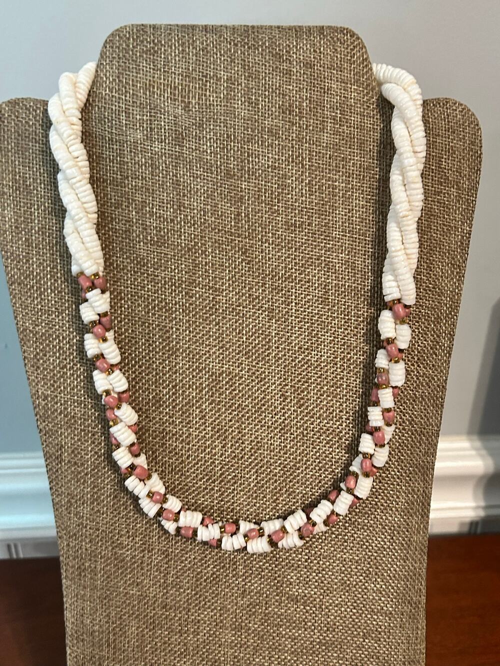 Vintage Mother of Pearl Twisted Torsade Strand Necklace Pink White Shell
